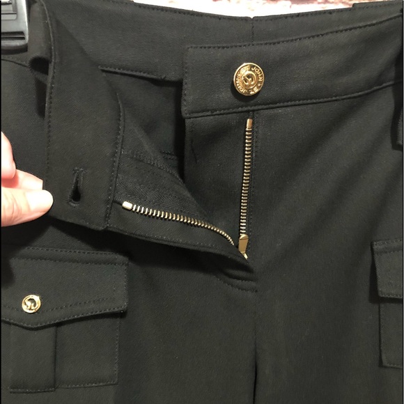 St. John Collection Size 6 Black Cargo Pants EUC - Picture 5 of 8